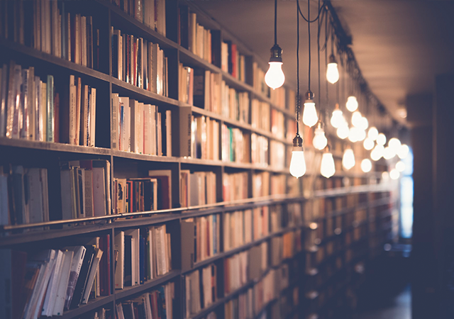 ©: @itfeelslikefilm Bücherregale